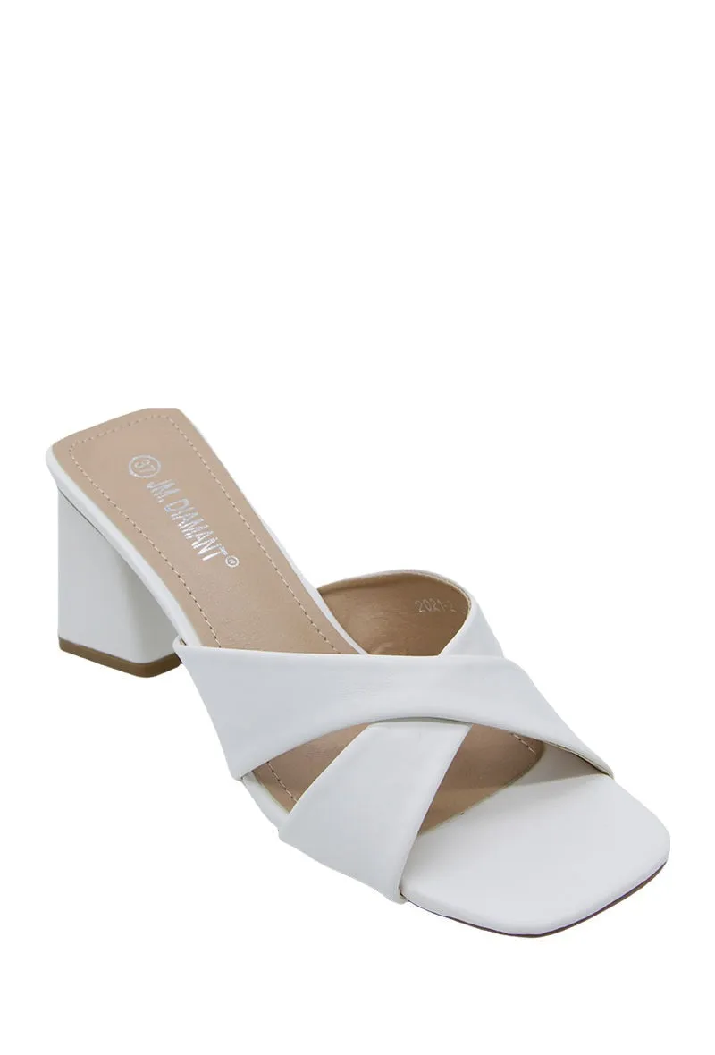 Arizona Block Heeled Mule (White)