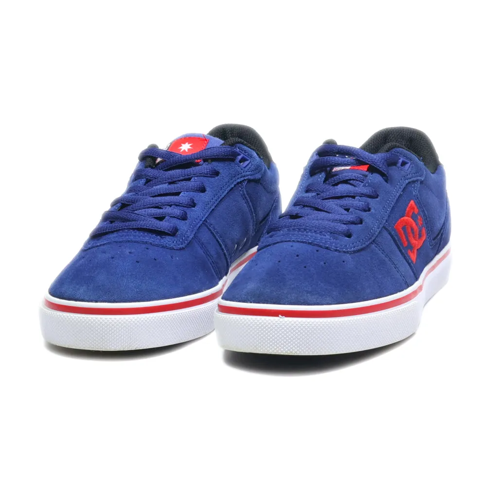 Dc Shoes Low-Top Sneakers Suede Blue Colour For Women