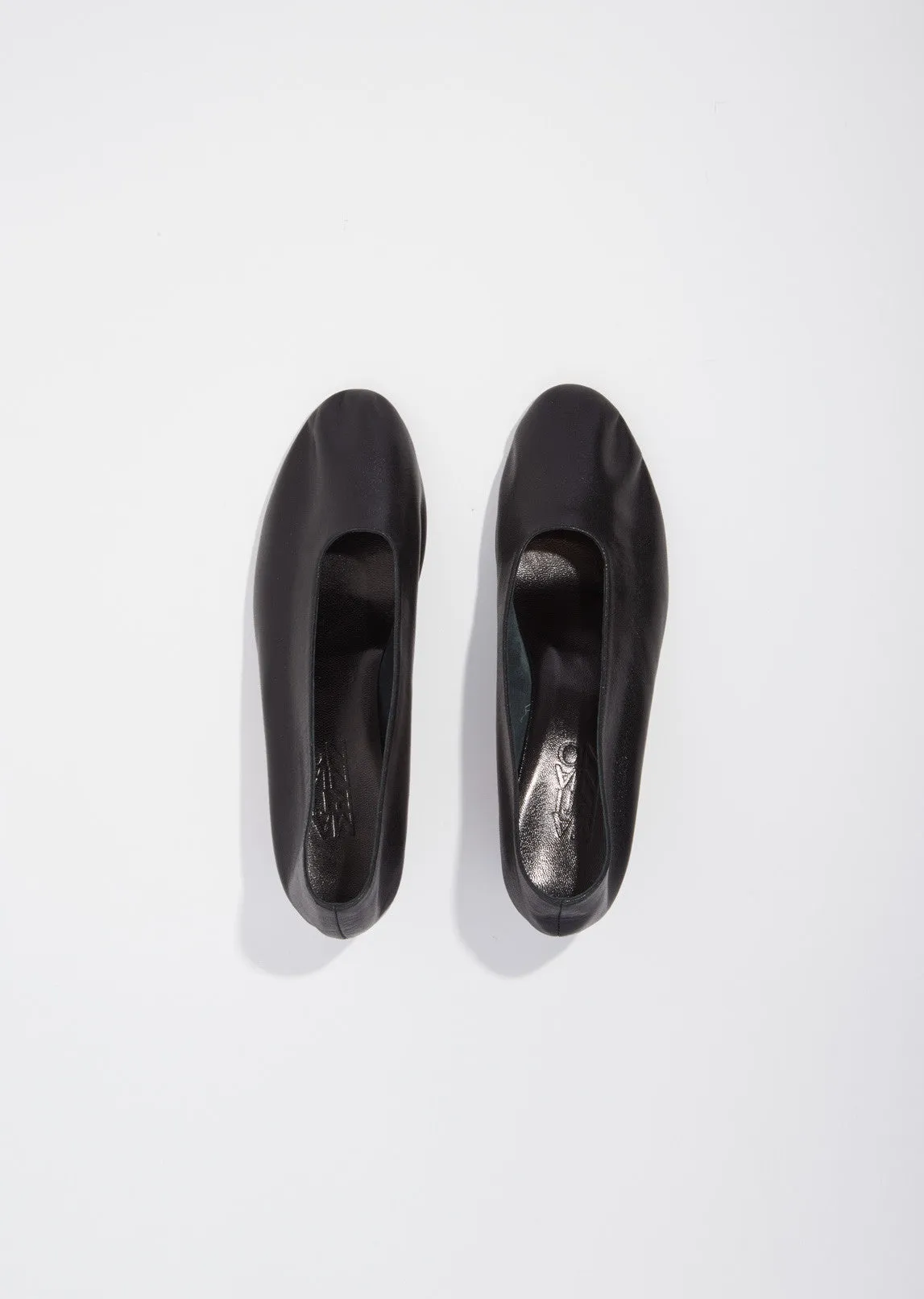 High Glove Slipper